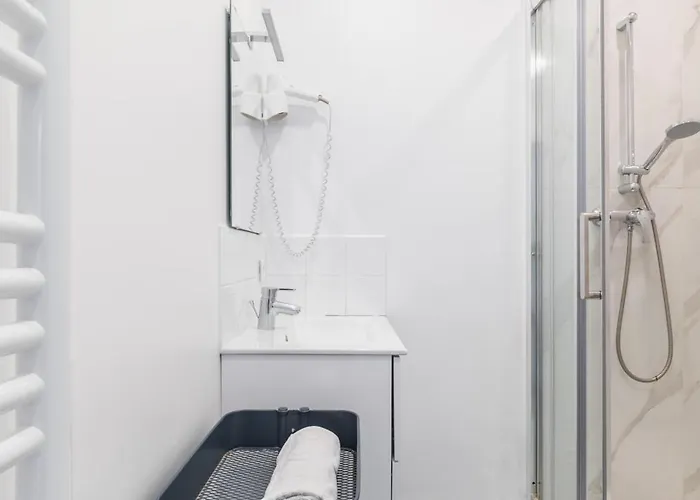 Calme Place Du Trocadero - 4p - Flat-guest Apartment *